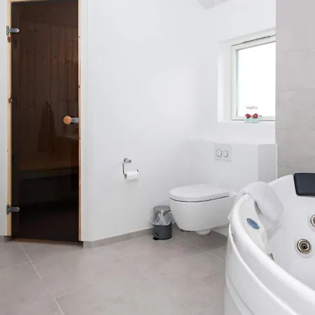 10 Person Holiday In R M Holiday home *